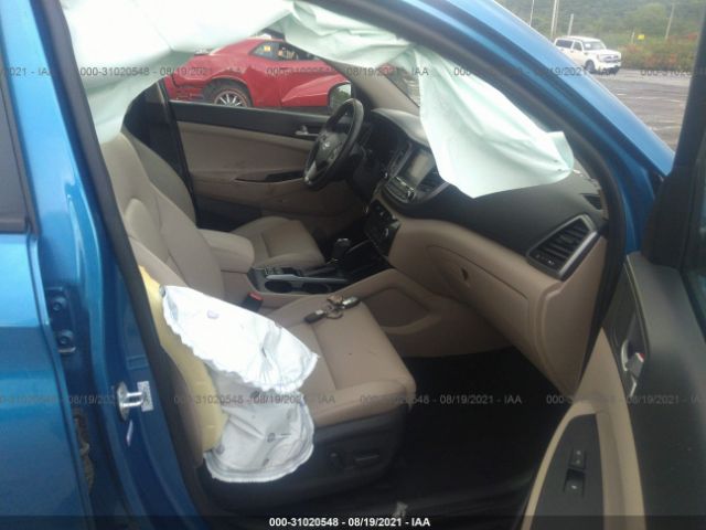 Photo 4 VIN: KM8J3CA47JU814151 - HYUNDAI TUCSON 