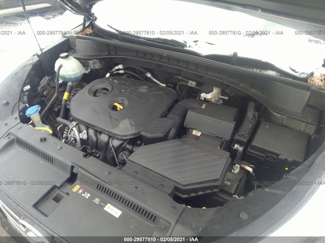 Photo 9 VIN: KM8J3CA47JU822489 - HYUNDAI TUCSON 