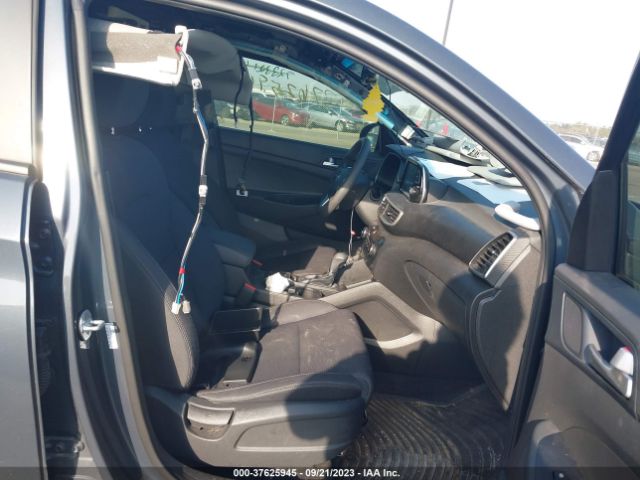 Photo 4 VIN: KM8J3CA47LU171058 - HYUNDAI TUCSON 