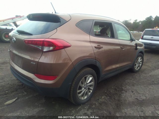 Photo 3 VIN: KM8J3CA48GU039867 - HYUNDAI TUCSON 