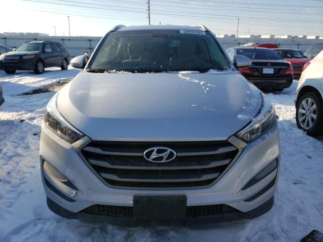 Photo 4 VIN: KM8J3CA48GU143677 - HYUNDAI TUCSON LIM 