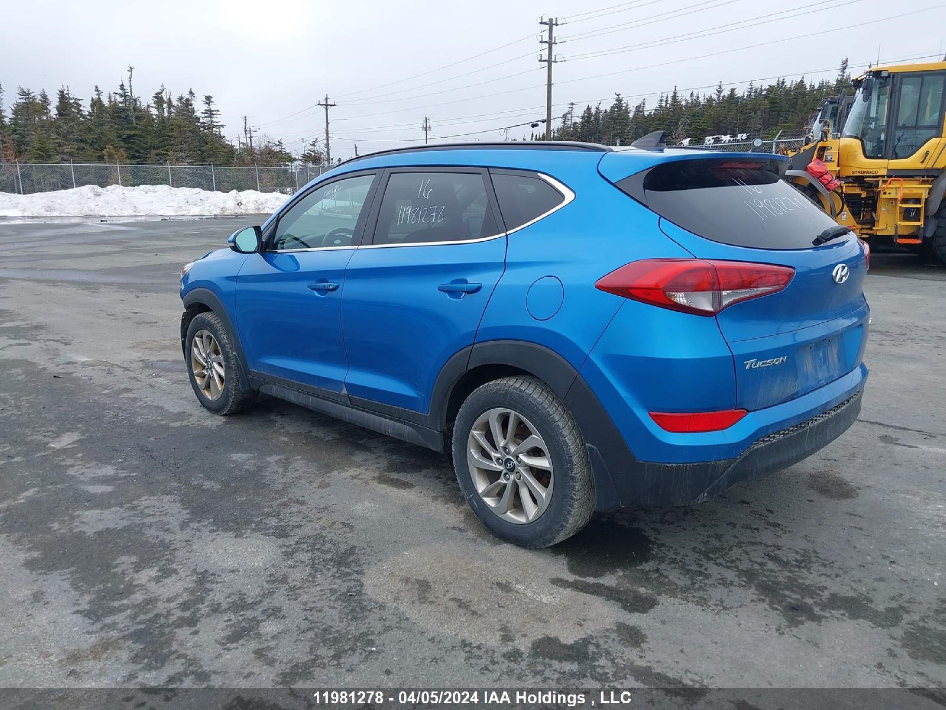 Photo 2 VIN: KM8J3CA48GU166151 - HYUNDAI TUCSON 