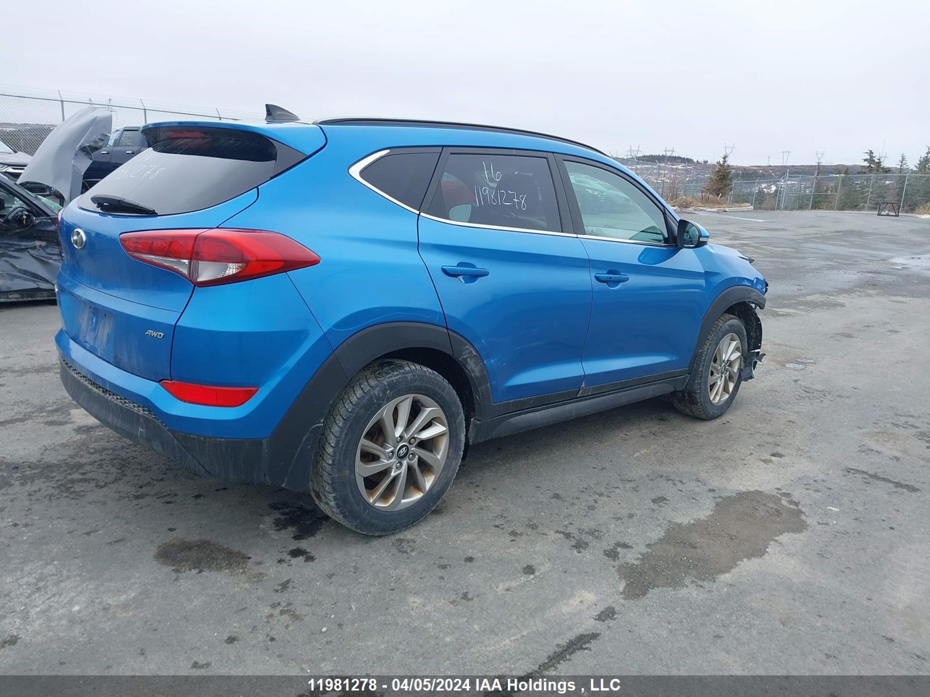 Photo 3 VIN: KM8J3CA48GU166151 - HYUNDAI TUCSON 