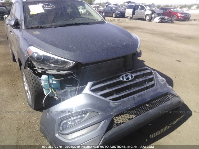 Photo 5 VIN: KM8J3CA48HU260855 - HYUNDAI TUCSON 