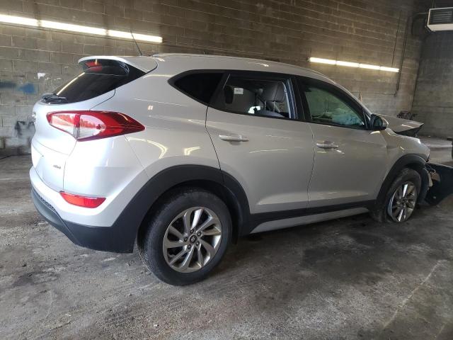 Photo 2 VIN: KM8J3CA48HU403724 - HYUNDAI TUCSON LIM 