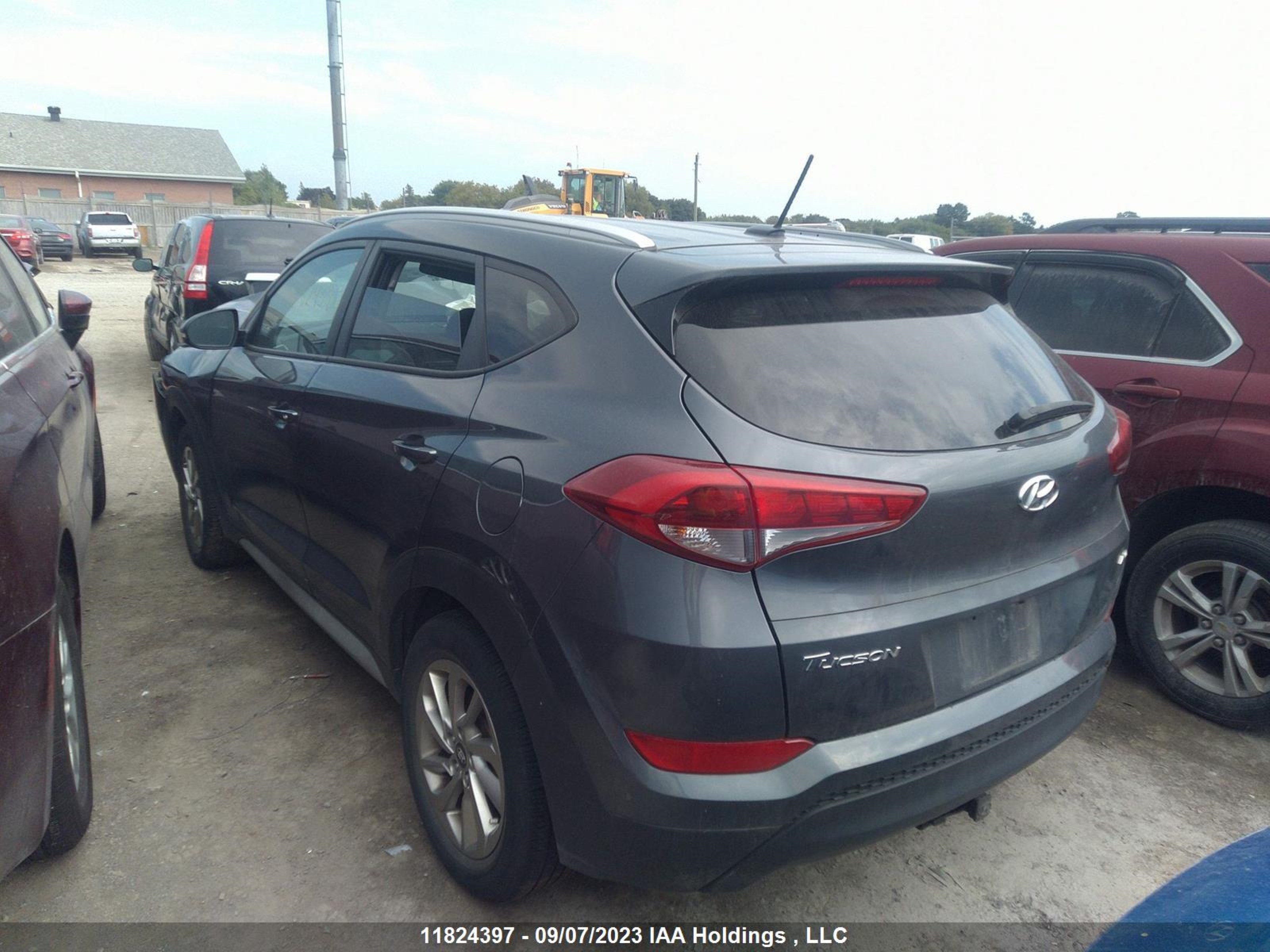 Photo 2 VIN: KM8J3CA48HU477435 - HYUNDAI TUCSON 