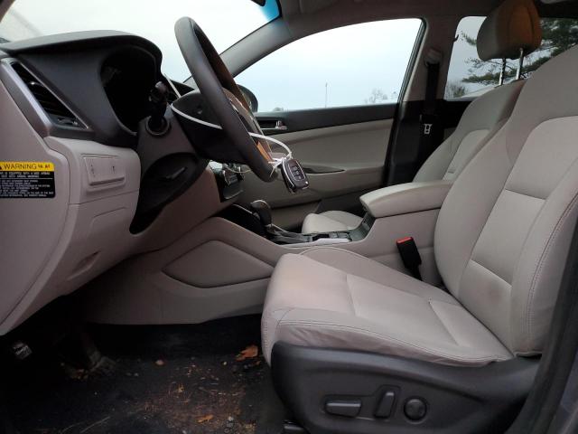 Photo 6 VIN: KM8J3CA48HU587658 - HYUNDAI TUCSON LIM 