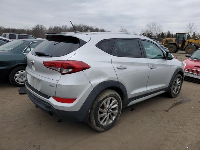 Photo 2 VIN: KM8J3CA48HU590530 - HYUNDAI TUCSON 