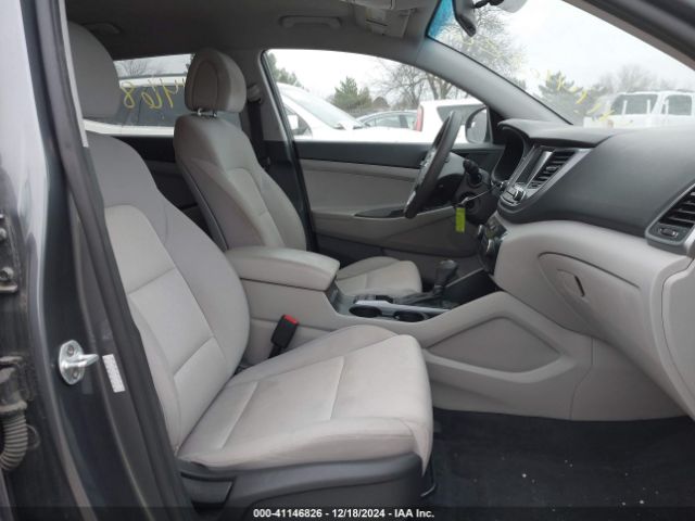 Photo 4 VIN: KM8J3CA48JU678385 - HYUNDAI TUCSON 