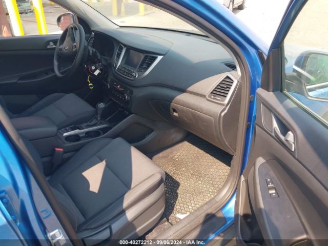 Photo 4 VIN: KM8J3CA48JU701230 - HYUNDAI TUCSON 