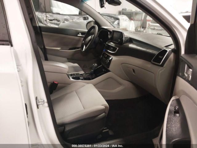 Photo 4 VIN: KM8J3CA48KU075003 - HYUNDAI TUCSON 