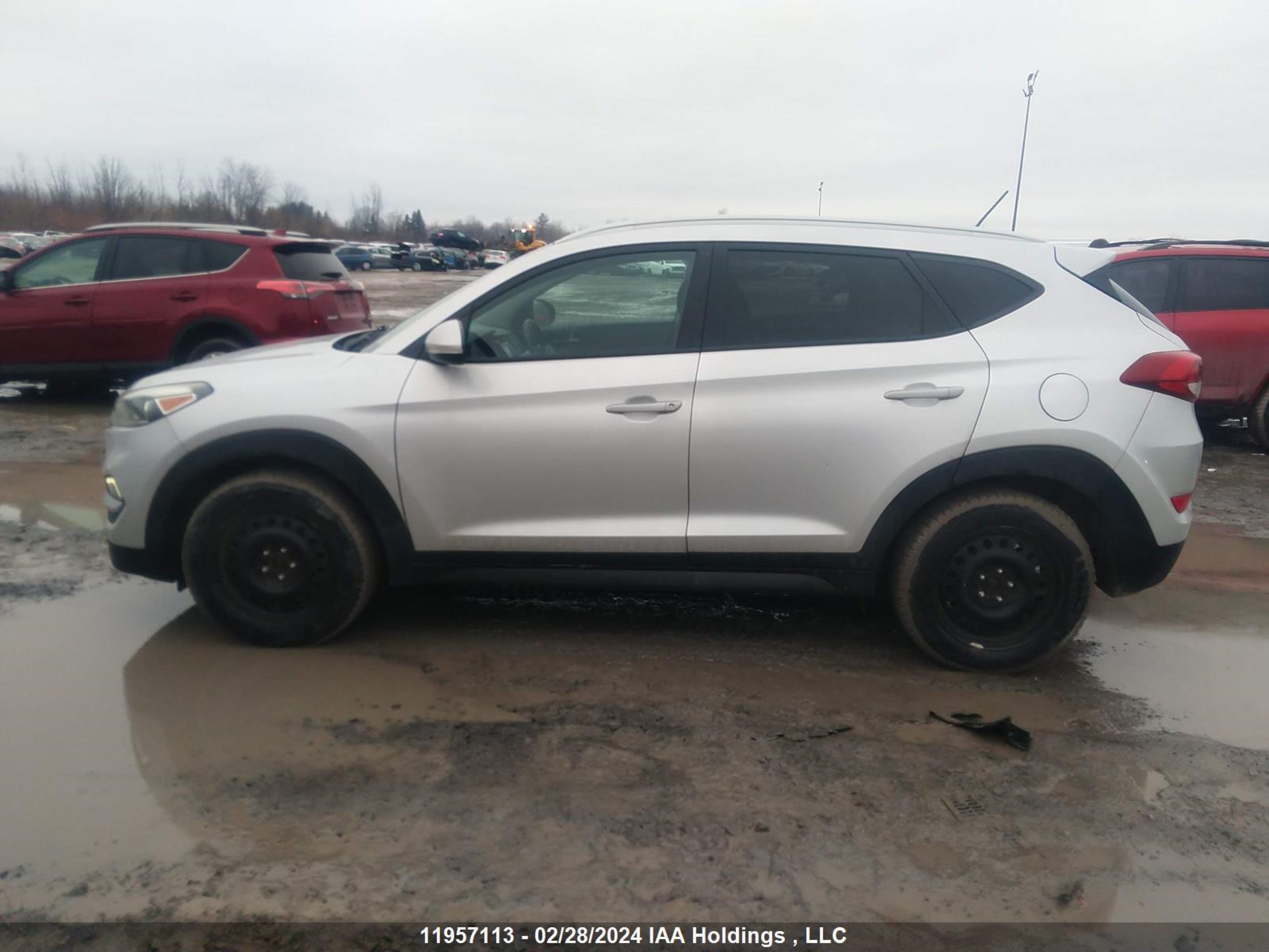 Photo 13 VIN: KM8J3CA49GU082615 - HYUNDAI TUCSON 