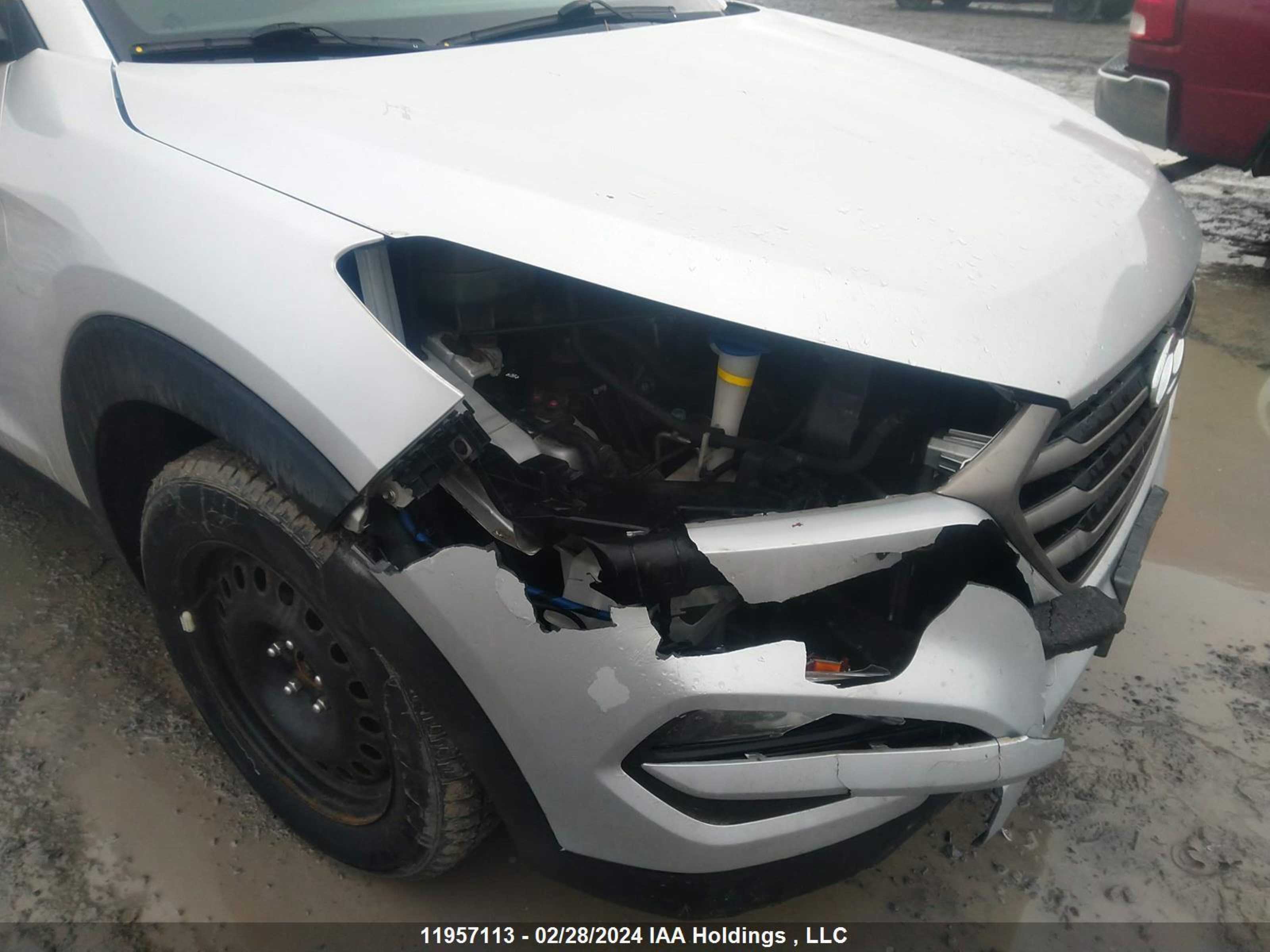 Photo 5 VIN: KM8J3CA49GU082615 - HYUNDAI TUCSON 