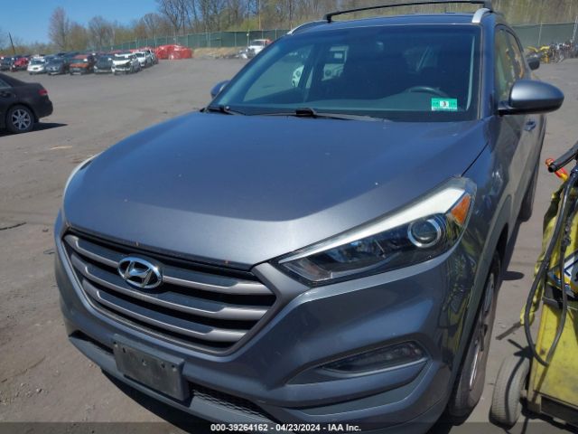 Photo 5 VIN: KM8J3CA49GU145129 - HYUNDAI TUCSON 