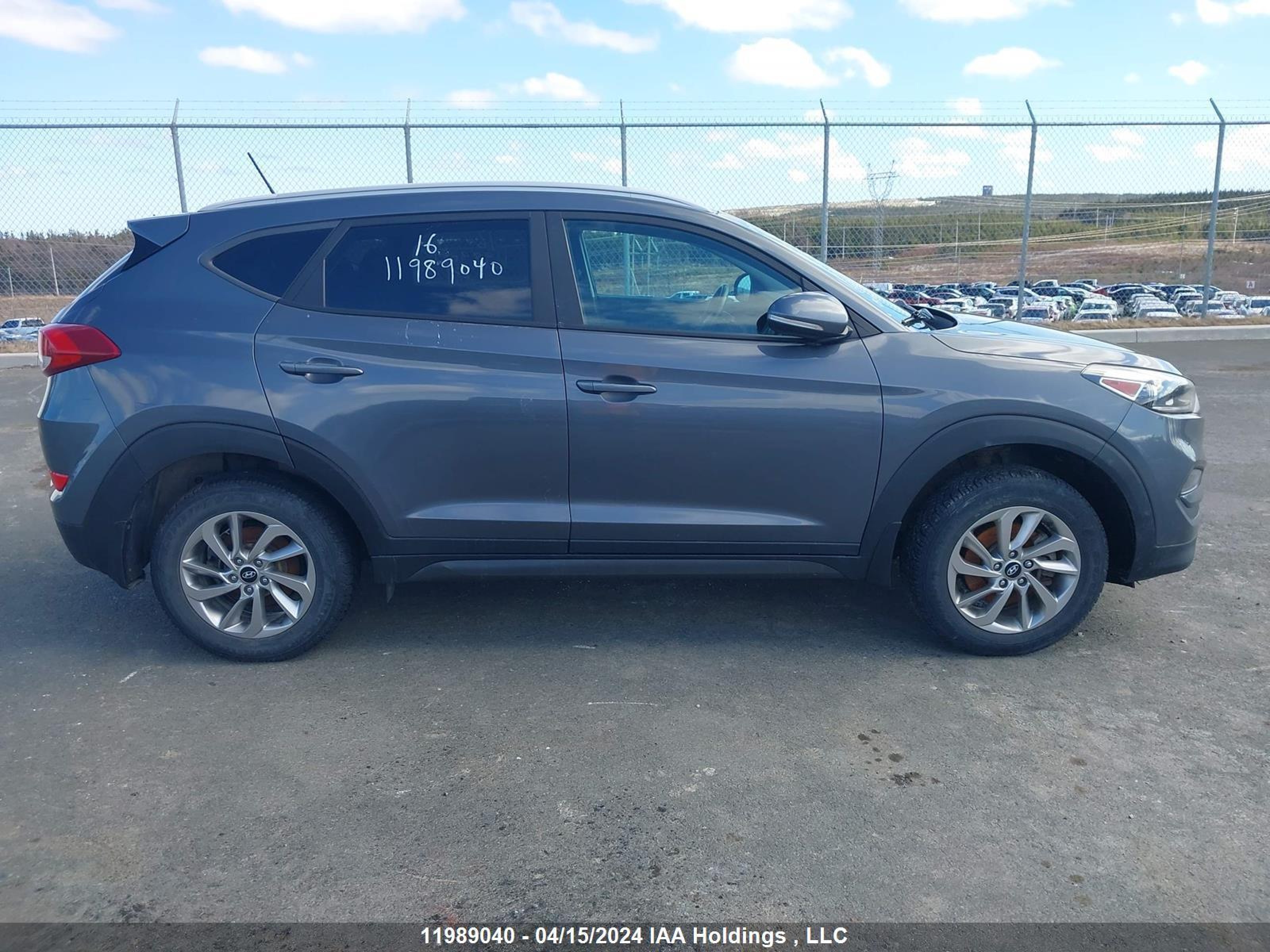 Photo 13 VIN: KM8J3CA49GU165915 - HYUNDAI TUCSON 