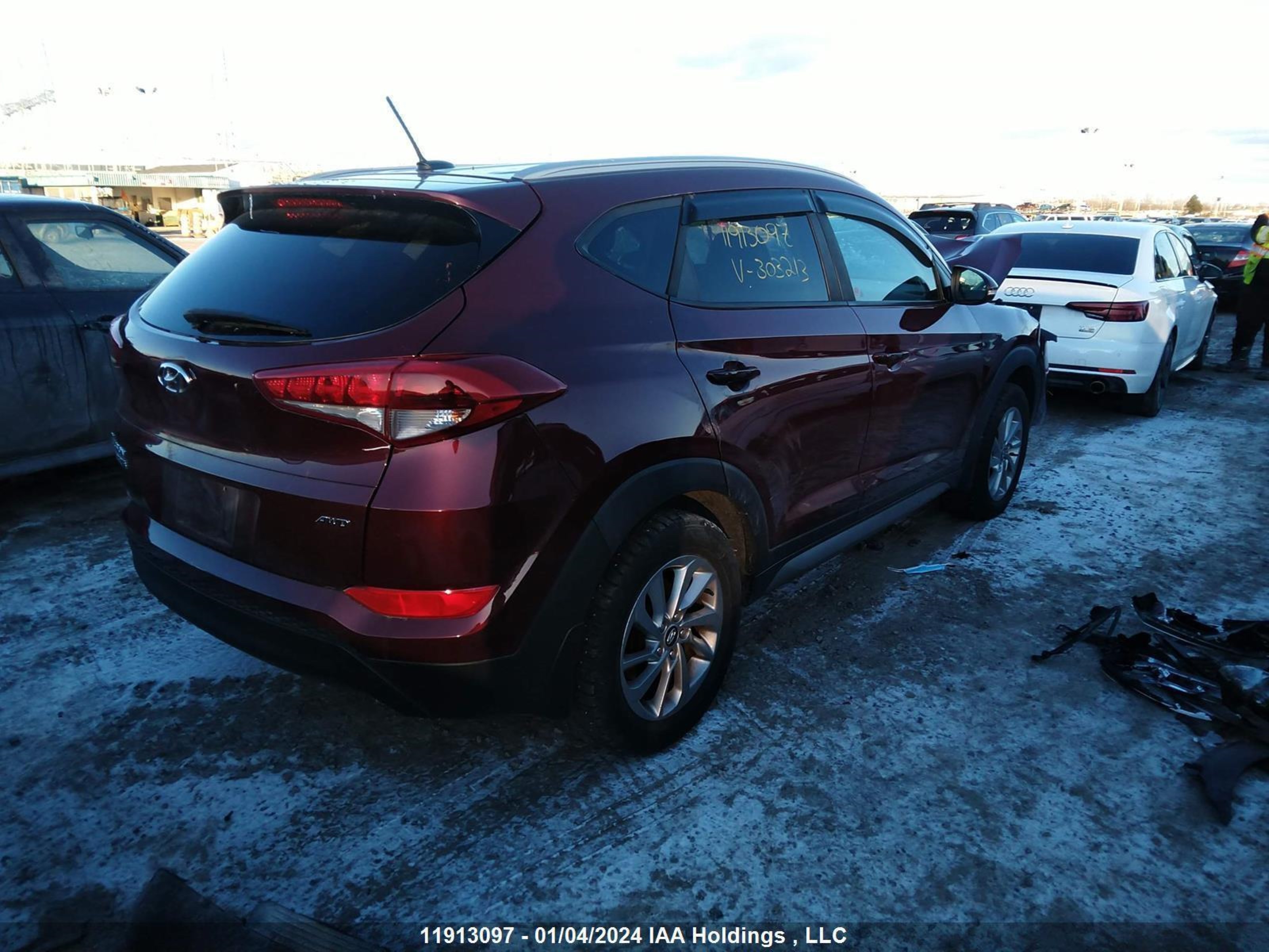 Photo 3 VIN: KM8J3CA49HU303213 - HYUNDAI TUCSON 