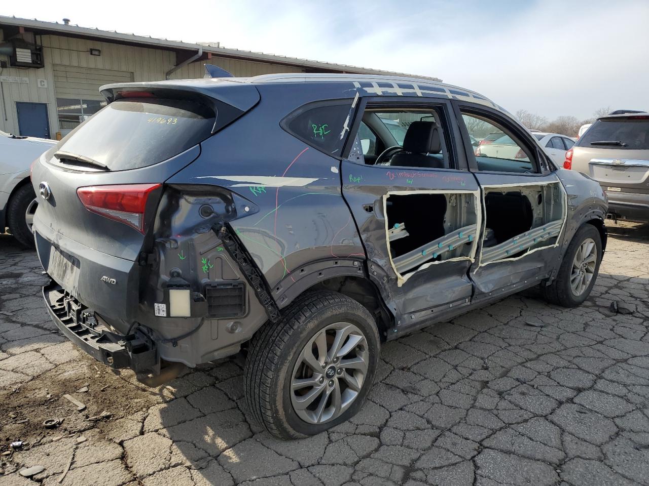 Photo 2 VIN: KM8J3CA49HU449627 - HYUNDAI TUCSON 