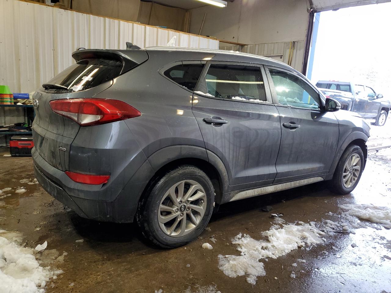 Photo 2 VIN: KM8J3CA49HU456545 - HYUNDAI TUCSON 