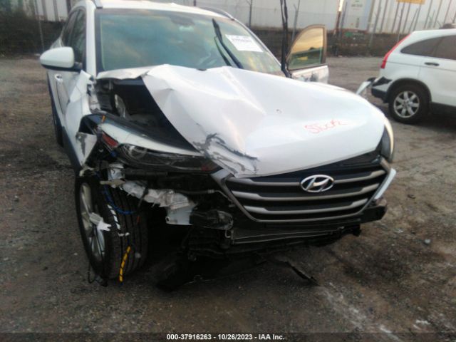 Photo 5 VIN: KM8J3CA49JU612198 - HYUNDAI TUCSON 