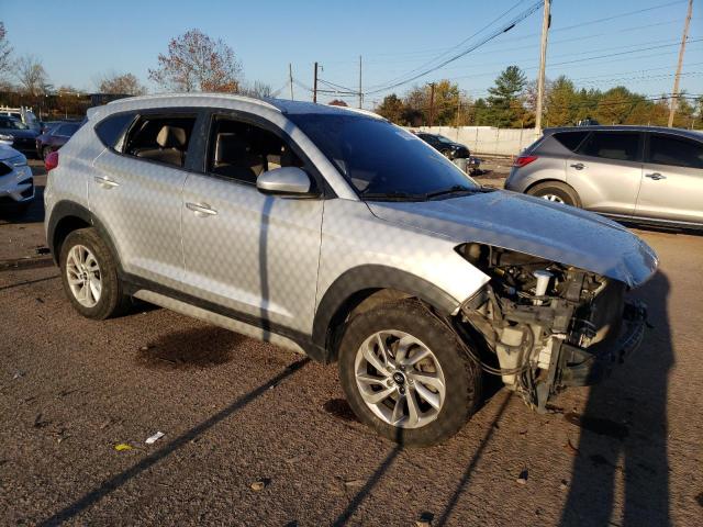 Photo 3 VIN: KM8J3CA49JU736651 - HYUNDAI TUCSON 