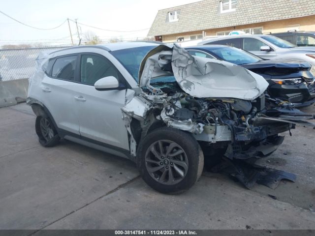 Photo 0 VIN: KM8J3CA49JU738187 - HYUNDAI TUCSON 