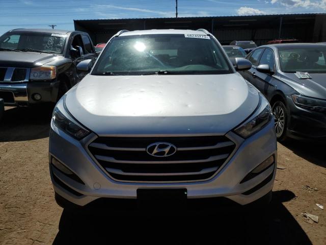 Photo 4 VIN: KM8J3CA49JU778804 - HYUNDAI TUCSON 