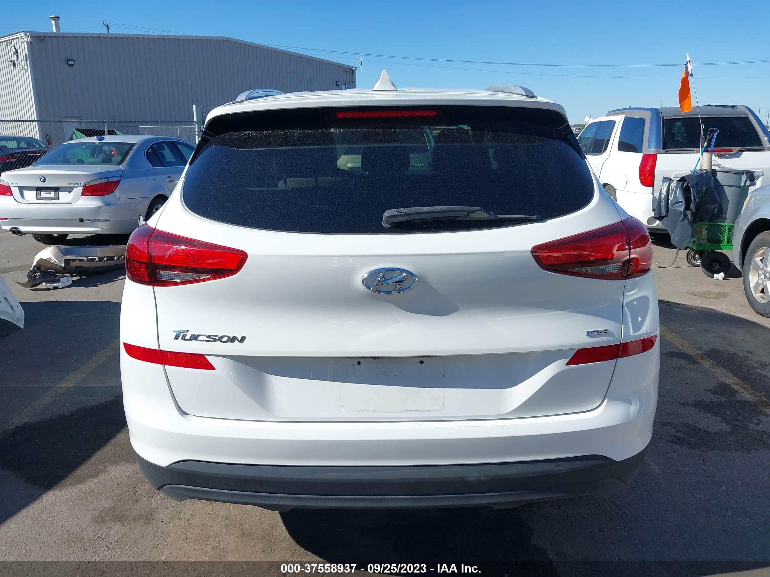 Photo 16 VIN: KM8J3CA49KU847119 - HYUNDAI TUCSON 