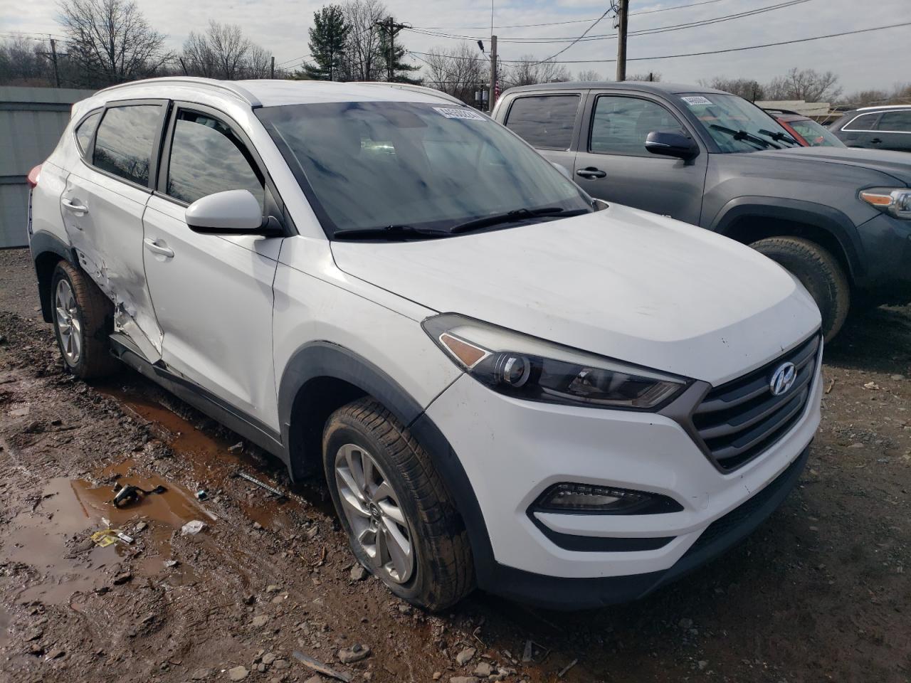 Photo 3 VIN: KM8J3CA4XGU022214 - HYUNDAI TUCSON 