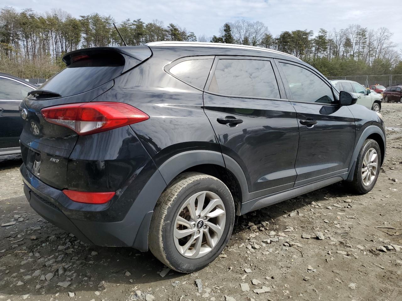 Photo 2 VIN: KM8J3CA4XGU035304 - HYUNDAI TUCSON 