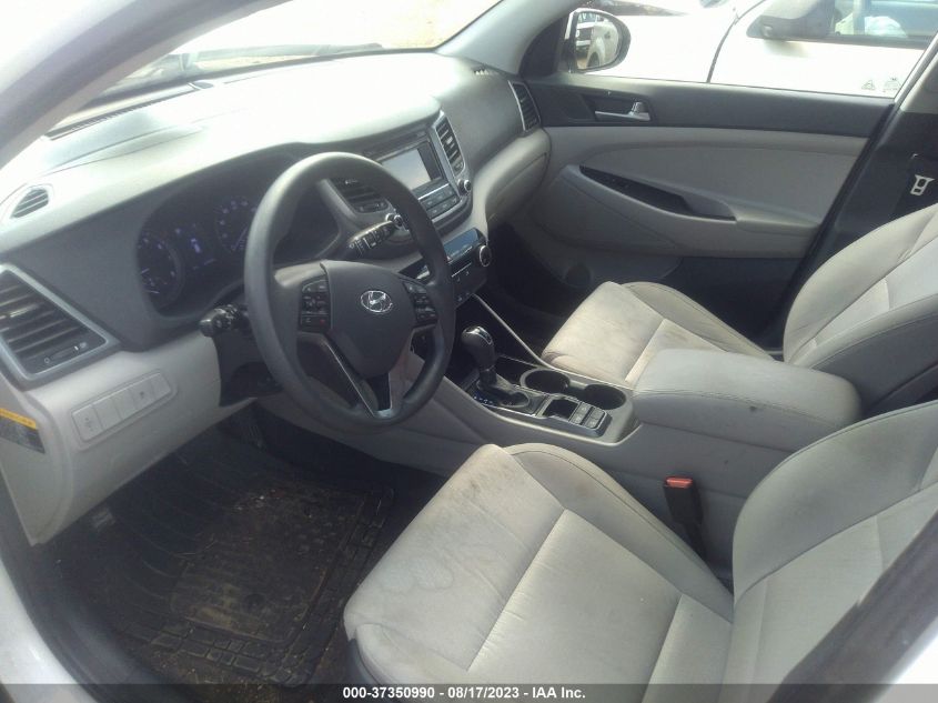 Photo 4 VIN: KM8J3CA4XGU074362 - HYUNDAI TUCSON 