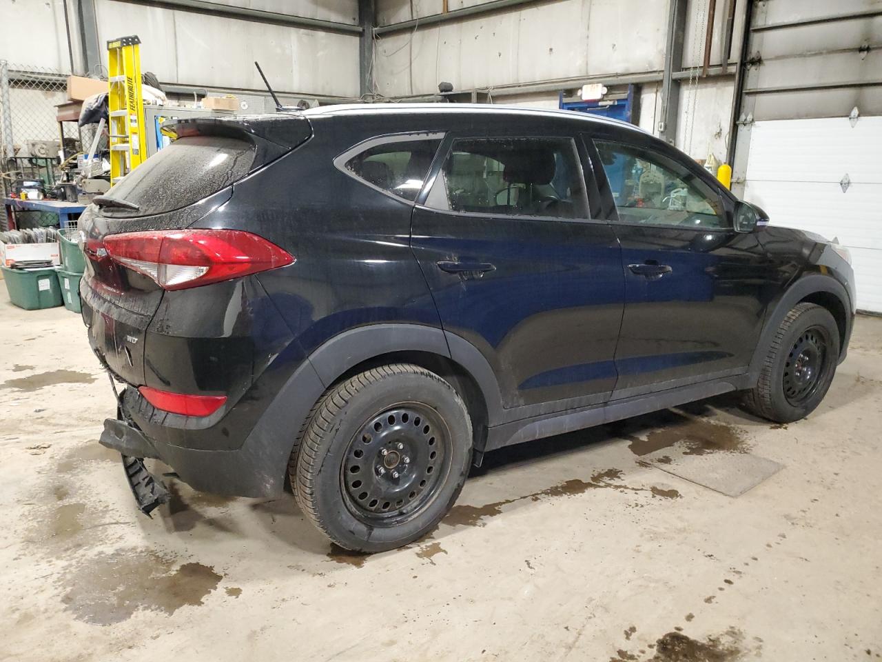 Photo 2 VIN: KM8J3CA4XGU216404 - HYUNDAI TUCSON 