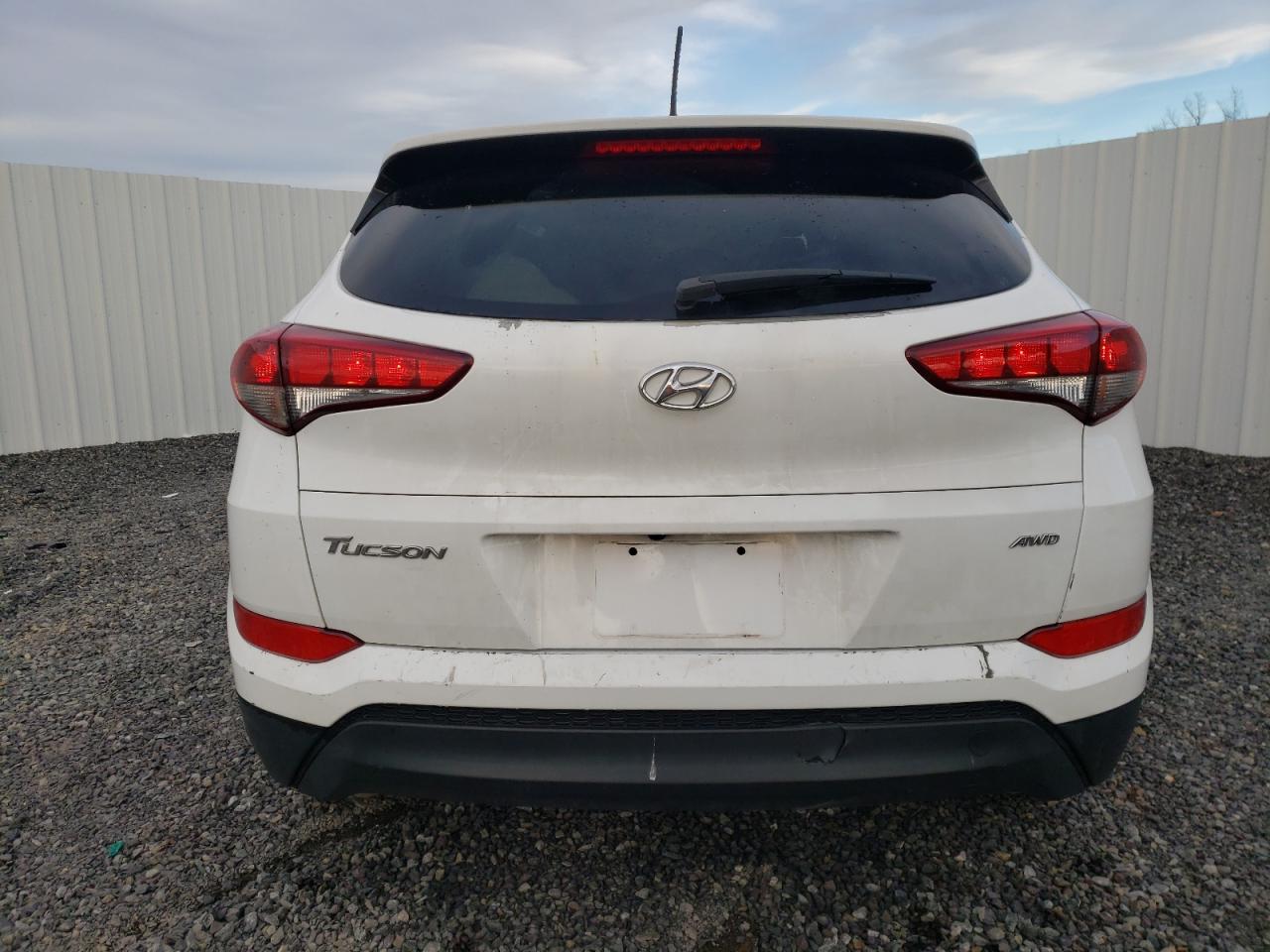 Photo 5 VIN: KM8J3CA4XHU527655 - HYUNDAI TUCSON 