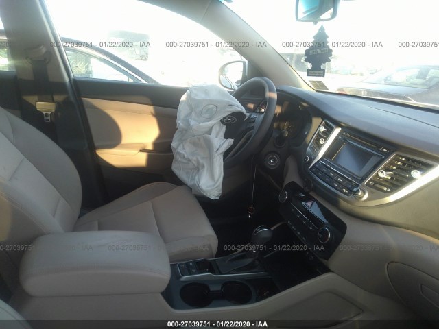 Photo 4 VIN: KM8J3CA4XHU591050 - HYUNDAI TUCSON 