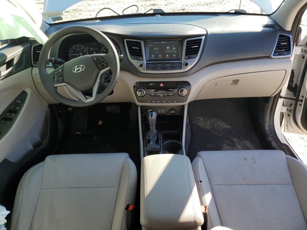 Photo 7 VIN: KM8J3CA4XJU713878 - HYUNDAI TUCSON 