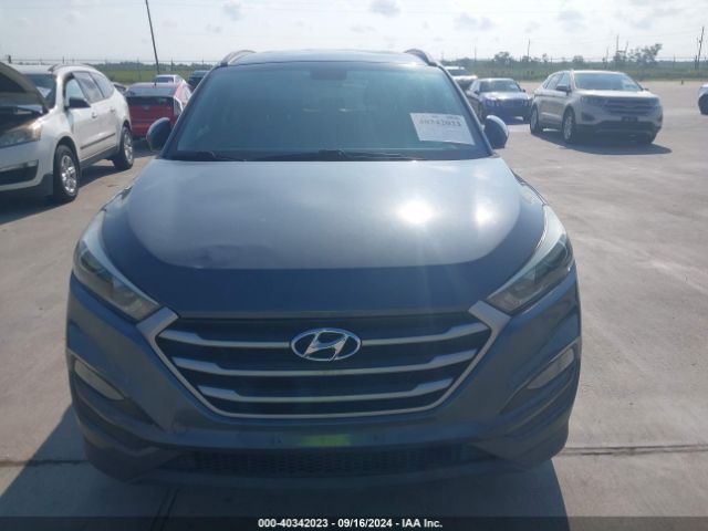 Photo 5 VIN: KM8J3CA4XJU716750 - HYUNDAI TUCSON 