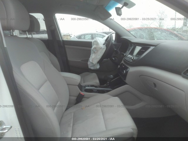 Photo 4 VIN: KM8J3CA4XJU762370 - HYUNDAI TUCSON 