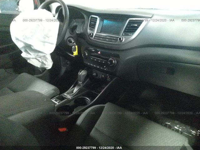 Photo 4 VIN: KM8J3CA4XJU807825 - HYUNDAI TUCSON 