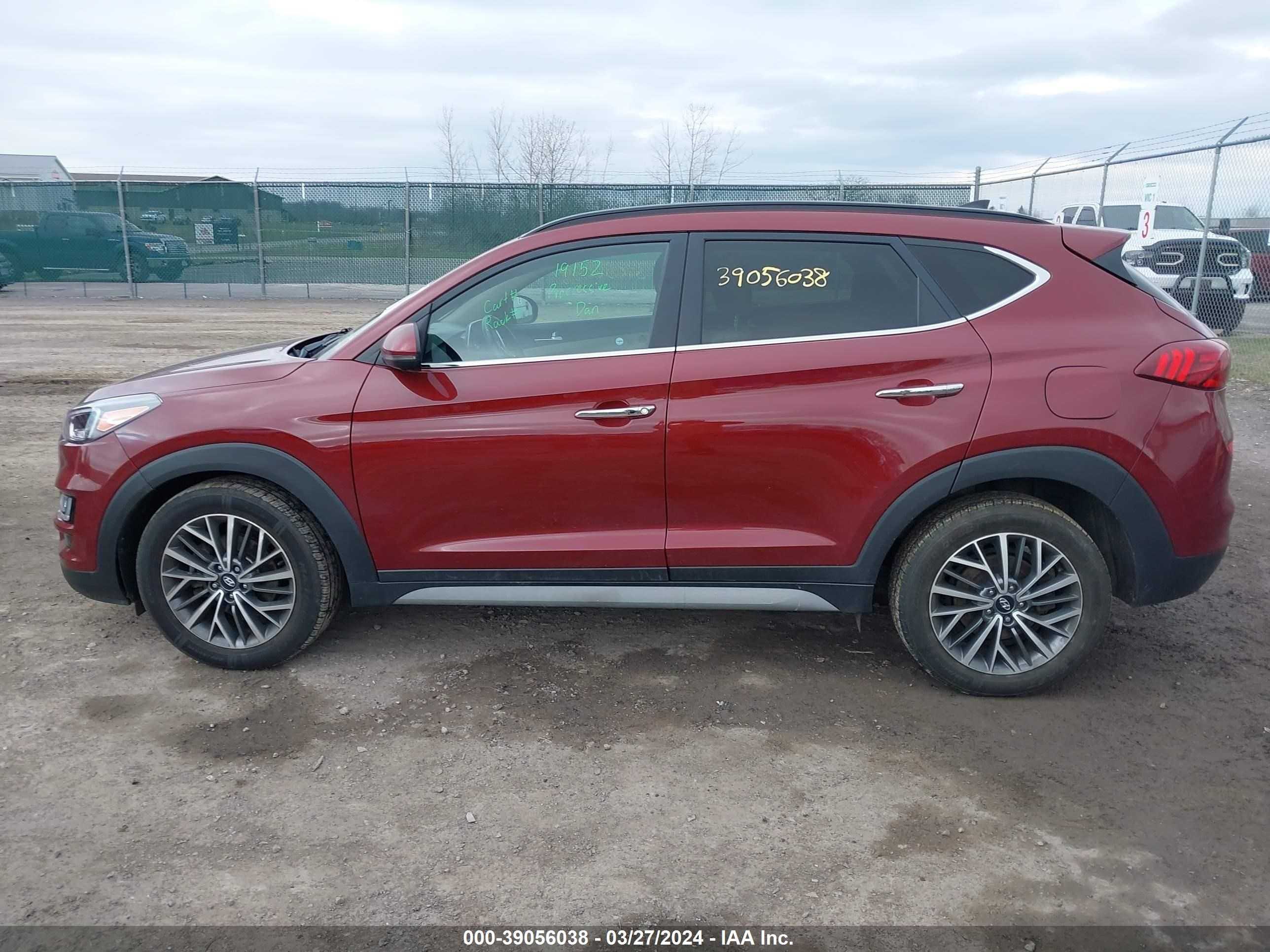 Photo 13 VIN: KM8J3CAL0KU007317 - HYUNDAI TUCSON 