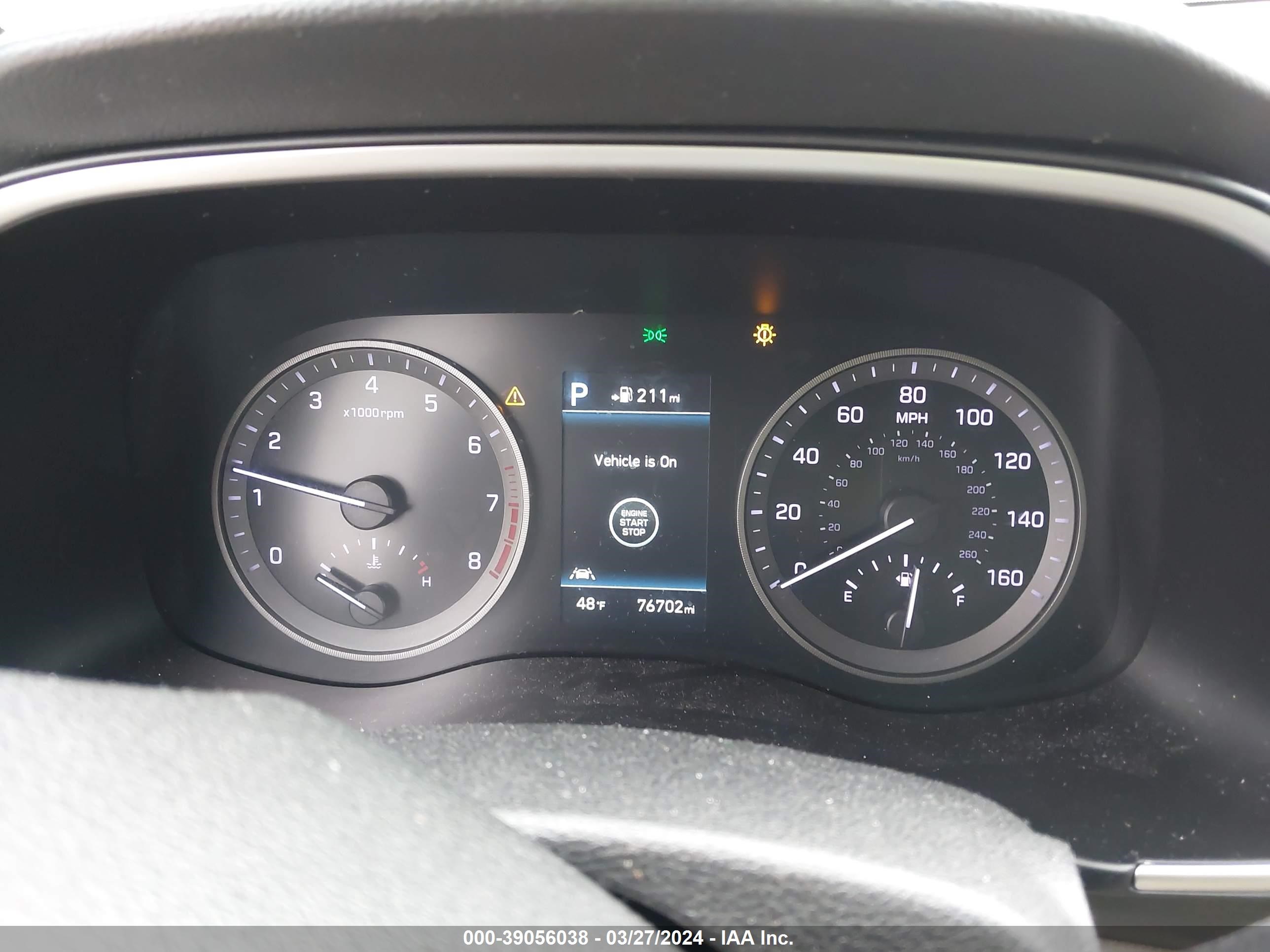 Photo 6 VIN: KM8J3CAL0KU007317 - HYUNDAI TUCSON 