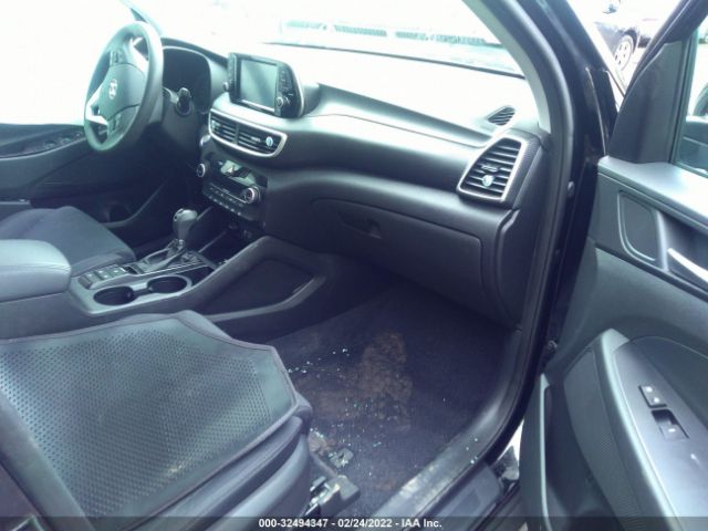 Photo 4 VIN: KM8J3CAL0KU985381 - HYUNDAI TUCSON 