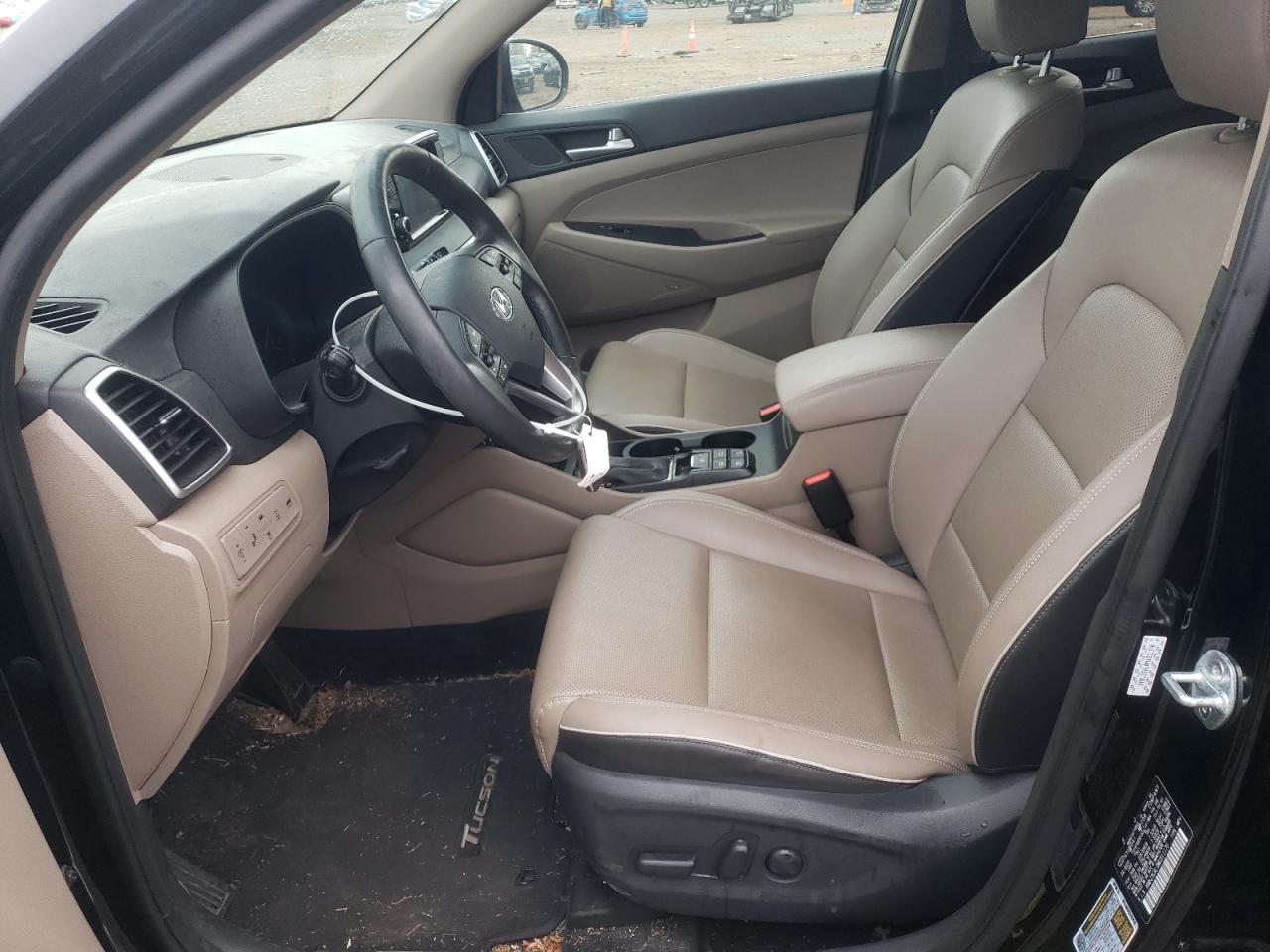 Photo 6 VIN: KM8J3CAL0MU311170 - HYUNDAI TUCSON 