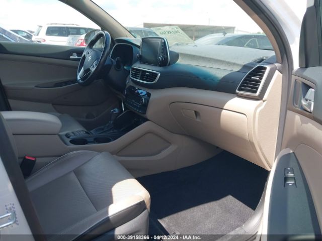 Photo 4 VIN: KM8J3CAL0MU315347 - HYUNDAI TUCSON 