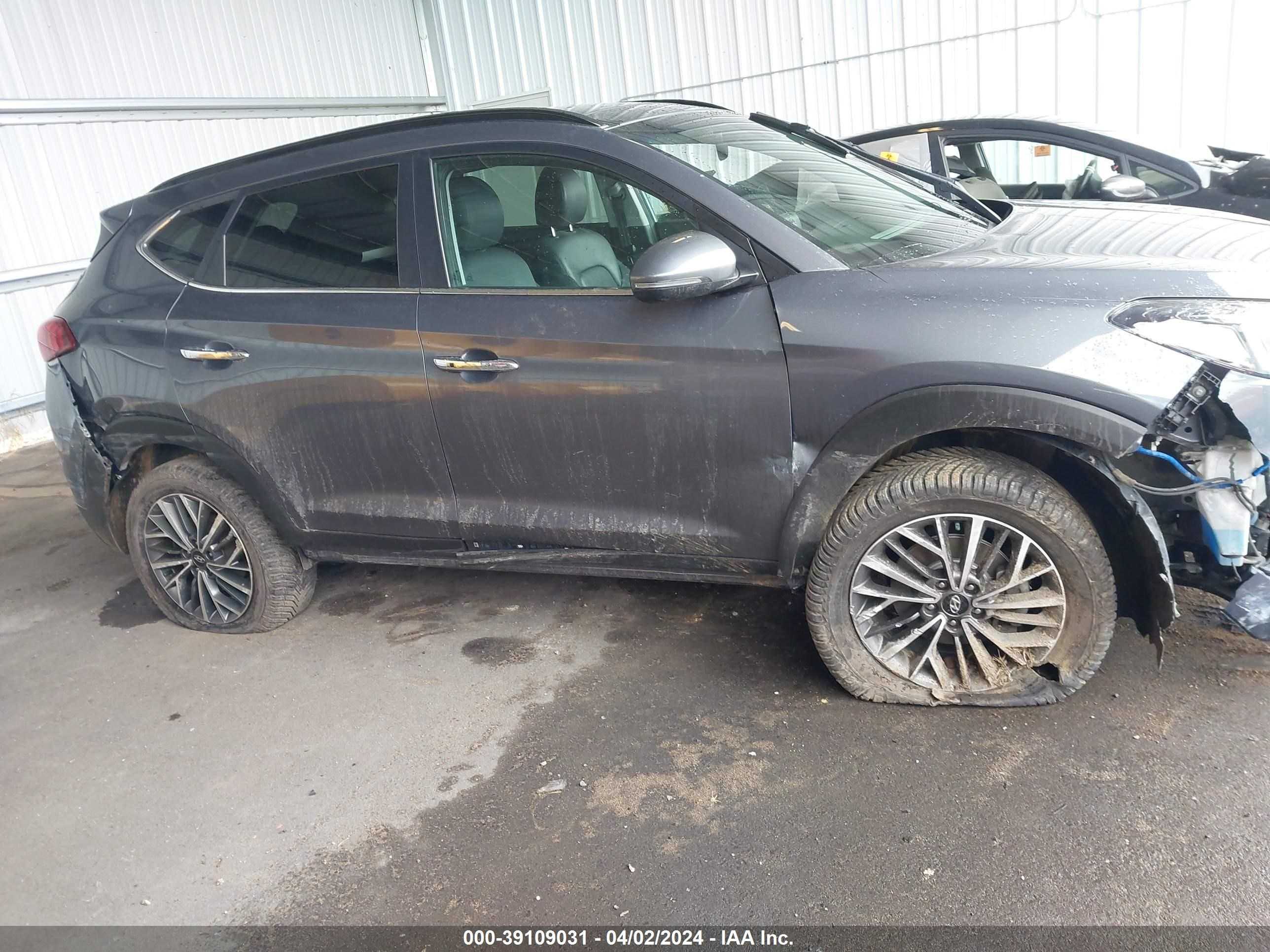 Photo 12 VIN: KM8J3CAL1KU961459 - HYUNDAI TUCSON 