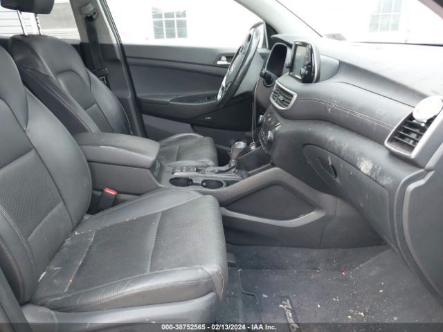 Photo 4 VIN: KM8J3CAL1LU240947 - HYUNDAI TUCSON 