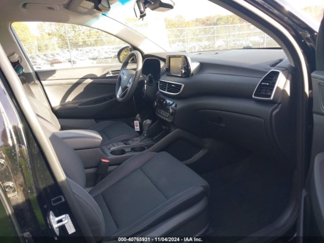 Photo 4 VIN: KM8J3CAL3KU894413 - HYUNDAI TUCSON 