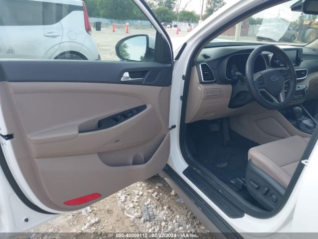 Photo 4 VIN: KM8J3CAL3LU254378 - HYUNDAI TUCSON 