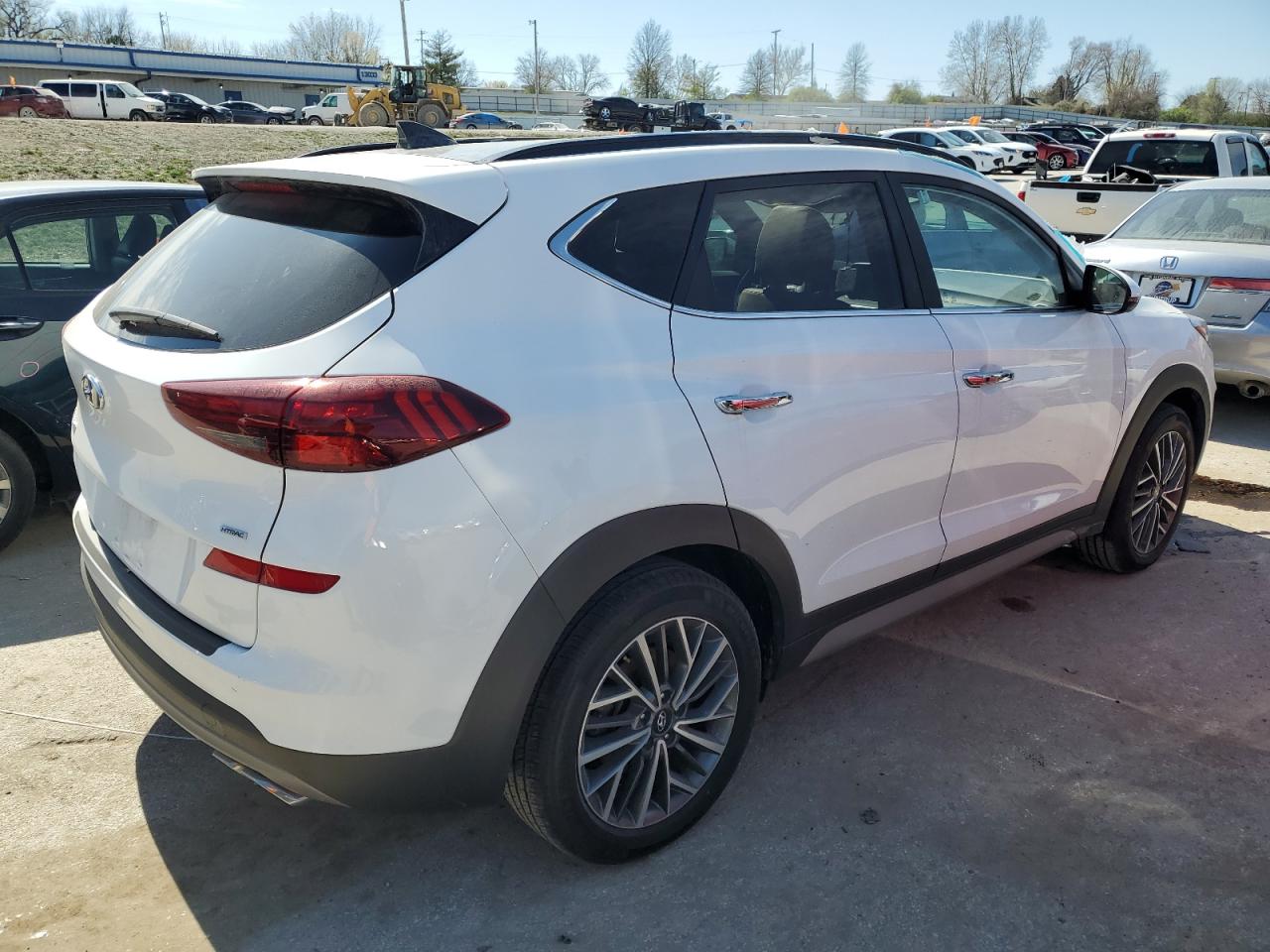 Photo 2 VIN: KM8J3CAL3MU363179 - HYUNDAI TUCSON 