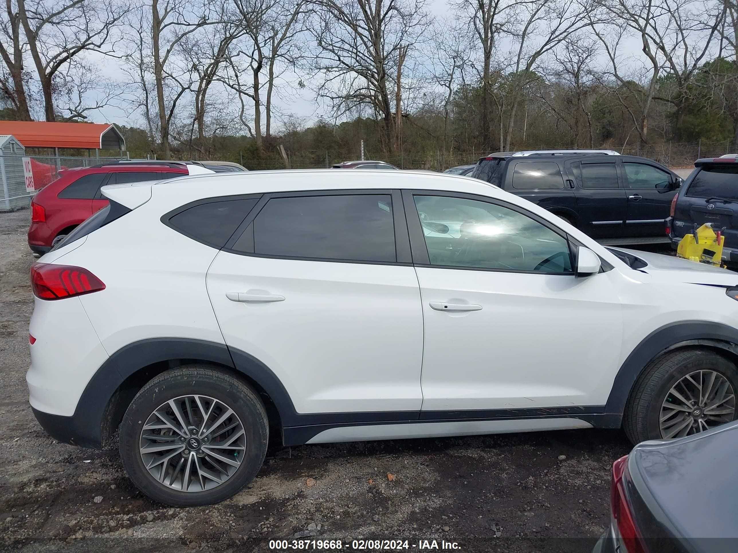 Photo 12 VIN: KM8J3CAL4KU042670 - HYUNDAI TUCSON 