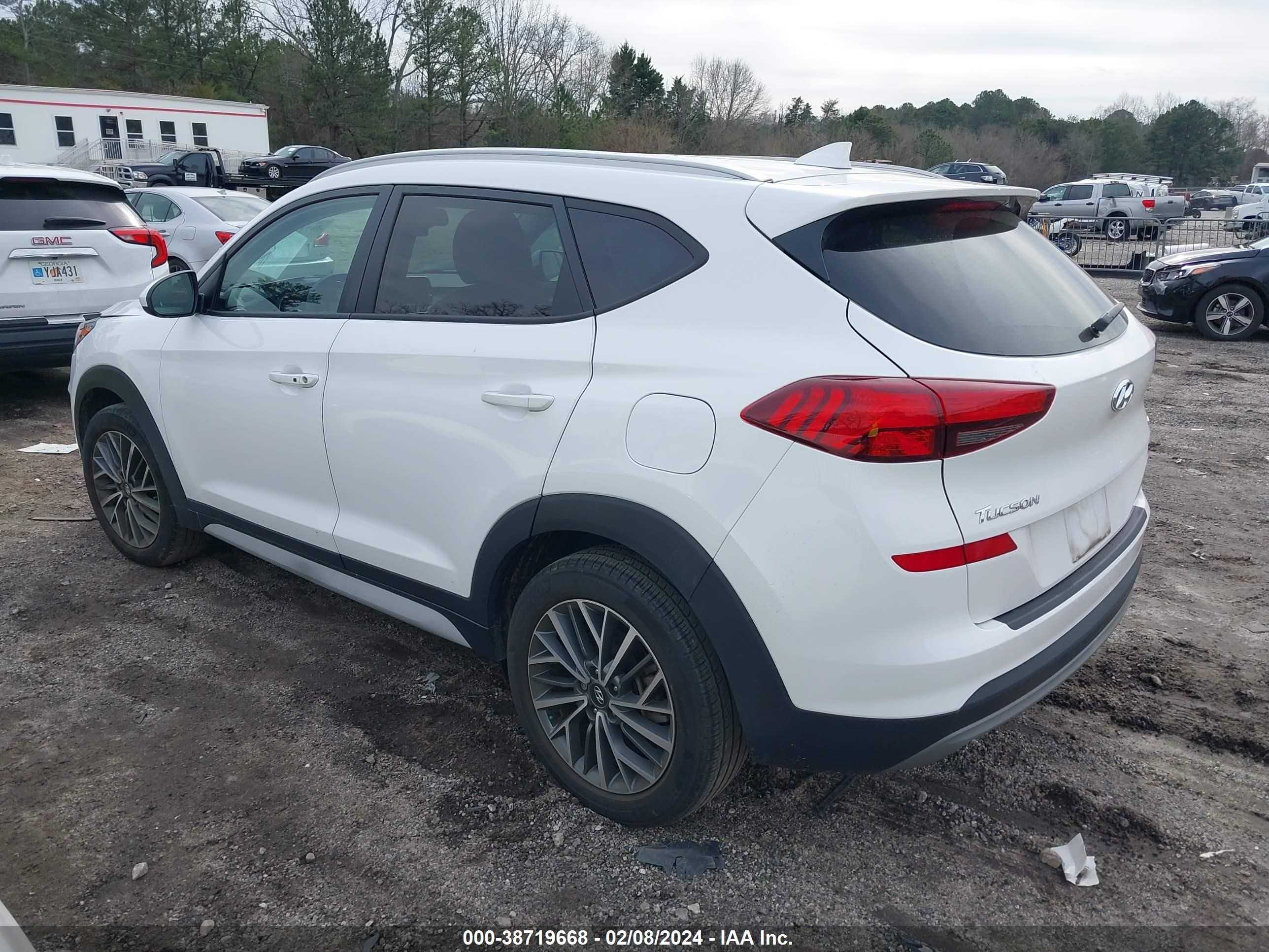 Photo 2 VIN: KM8J3CAL4KU042670 - HYUNDAI TUCSON 