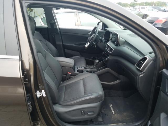 Photo 4 VIN: KM8J3CAL5KU917822 - HYUNDAI TUCSON LIM 